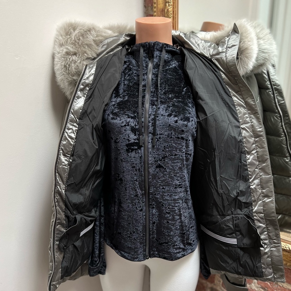MAXIMILIAN silver fur coat - Picture 2 of 16